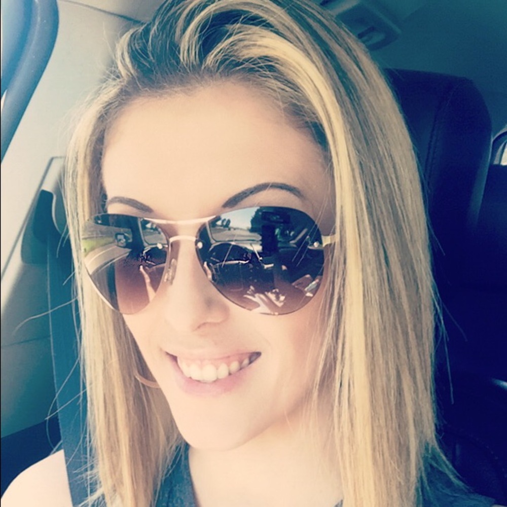 Meet your Posher, Kim