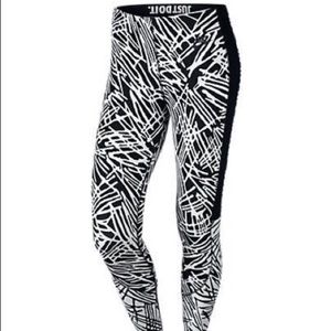 Nike leggings