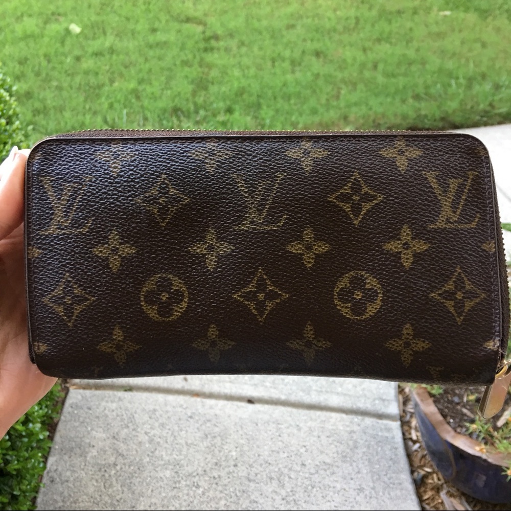 Louis Vuitton Wallet