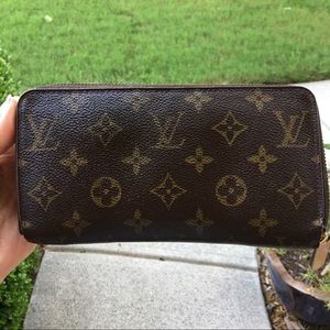 Louis Vuitton Wallet