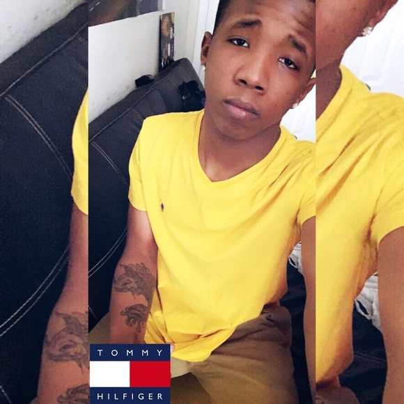 Meet your Posher, Karron - Picture 1 of 1