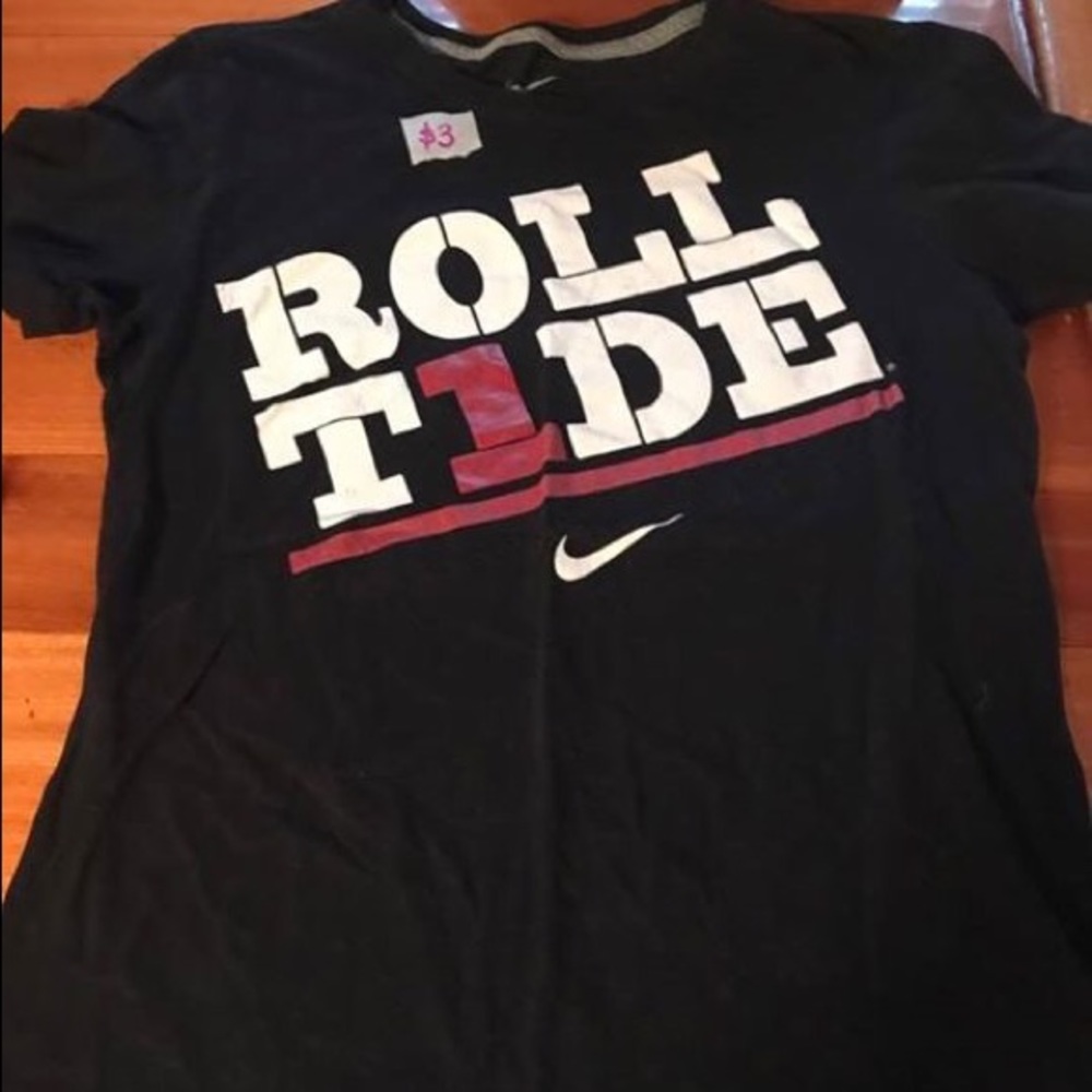 LIKE NEW ✔️ Alabama Roll Tide shirt 🐘❤️