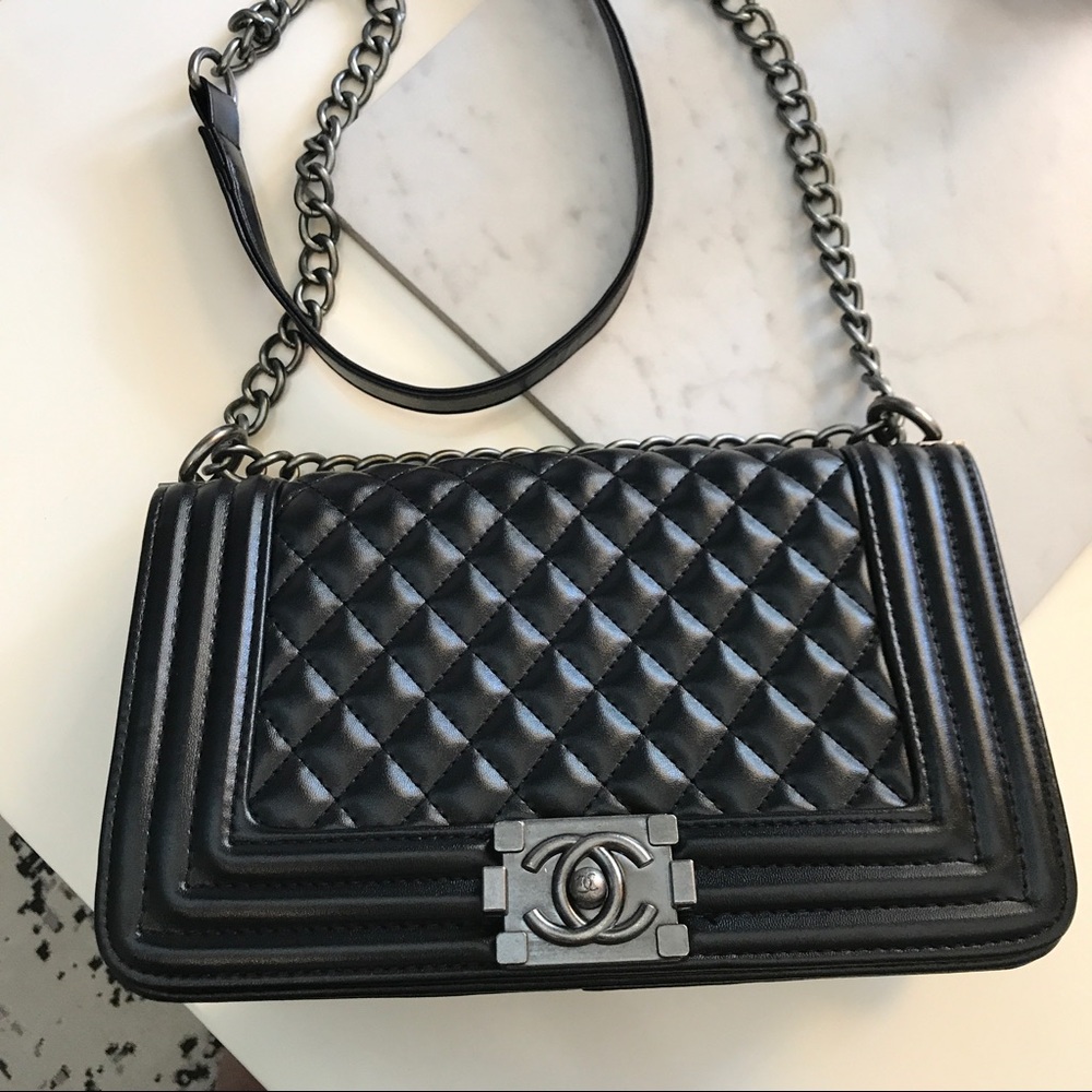 CHANEL LE BOY BAG
