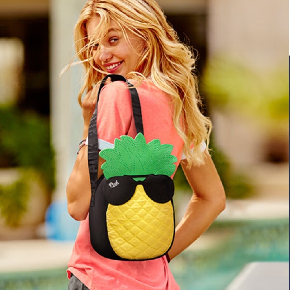 Vs pineapple cooler