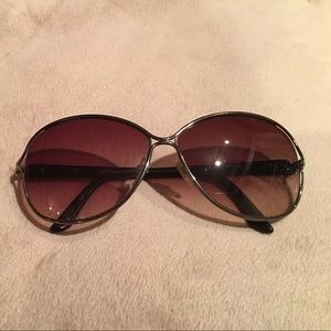 Salvatore Ferrigamo sun glasses