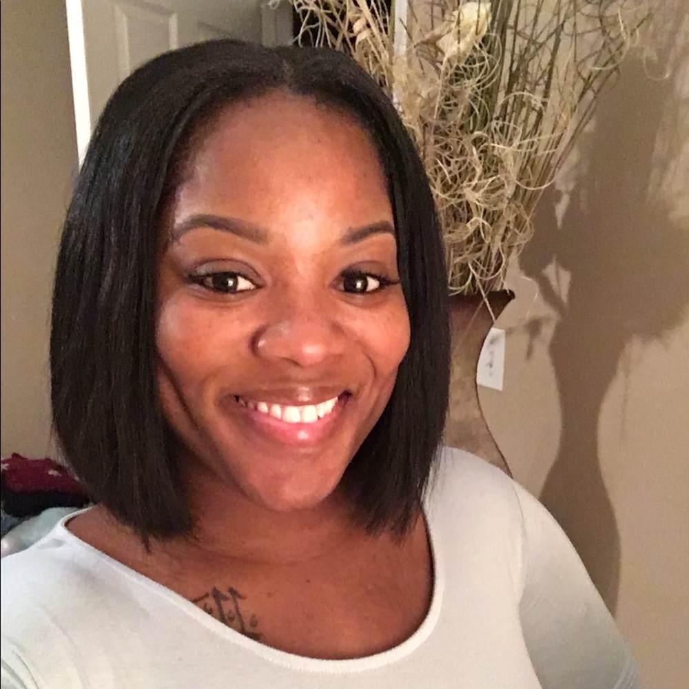 Meet your Posher, Debra