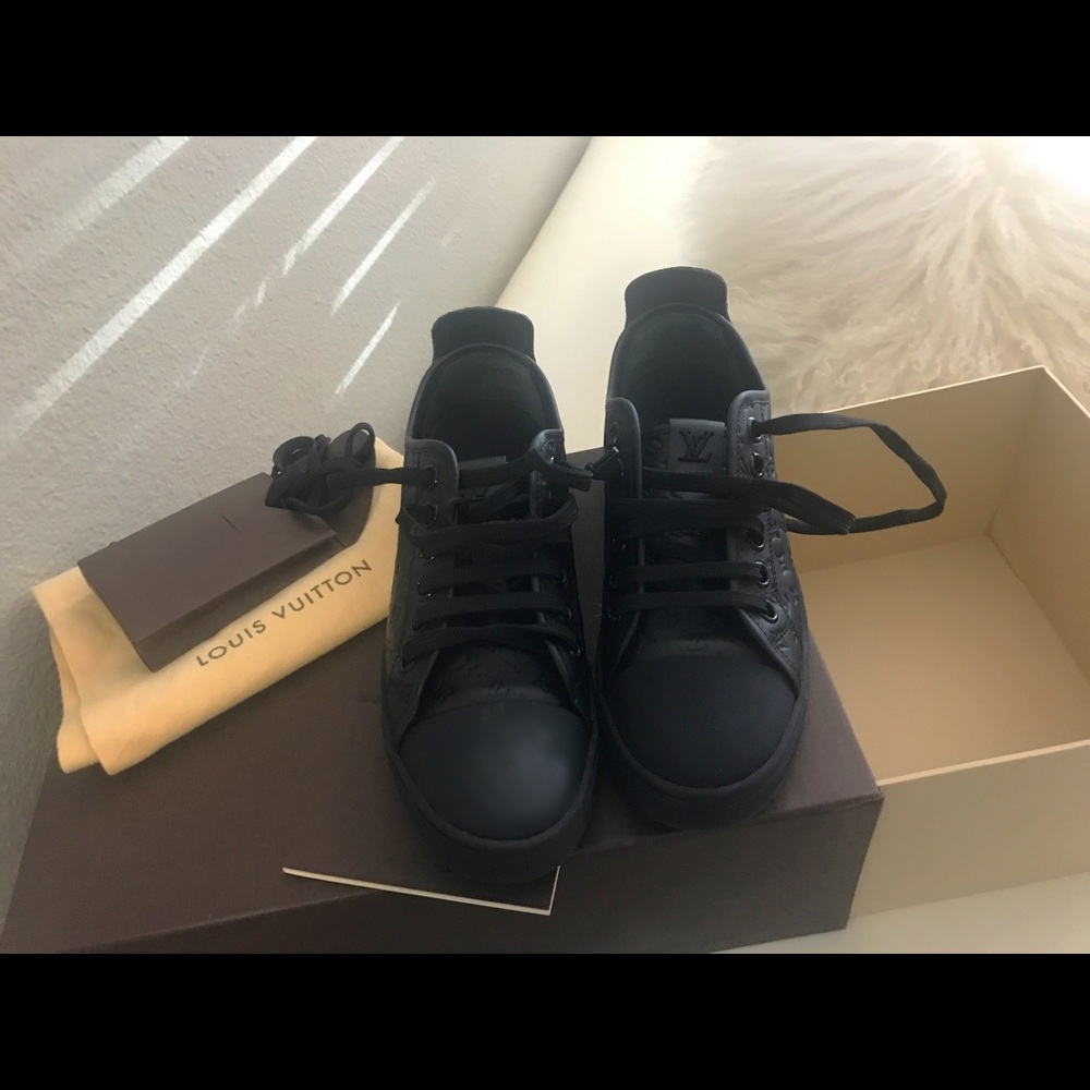 Authentic Louis Vuitton Sneakers (Sz 7)