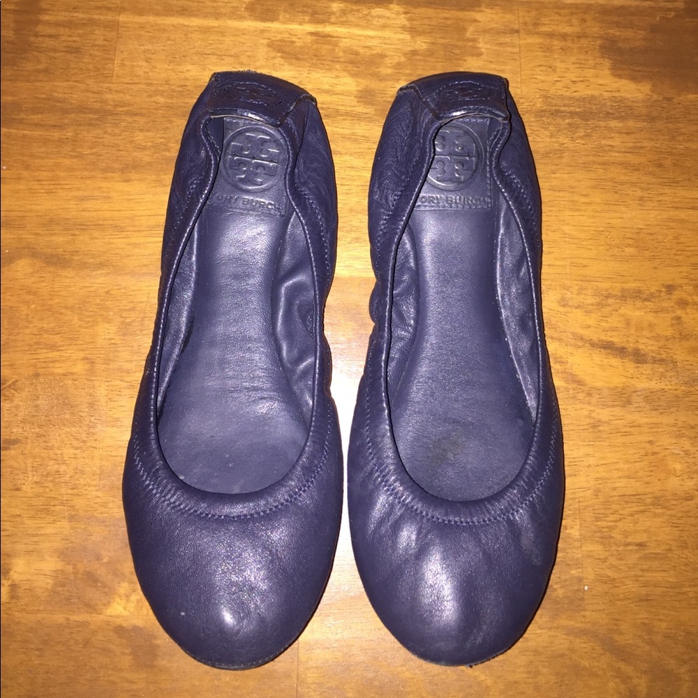 Size 7 Tory Butch Navy Flats