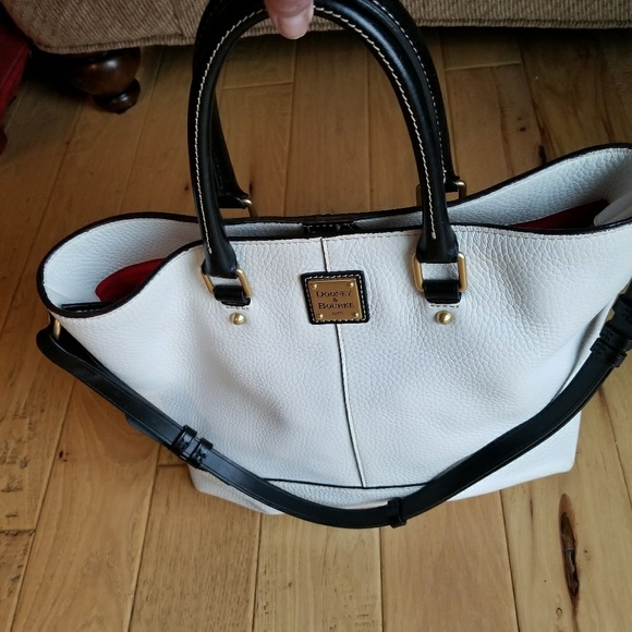 Dooney & Bourke   Handbag - Picture 1 of 5