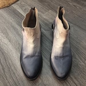 Free bird boots size 8