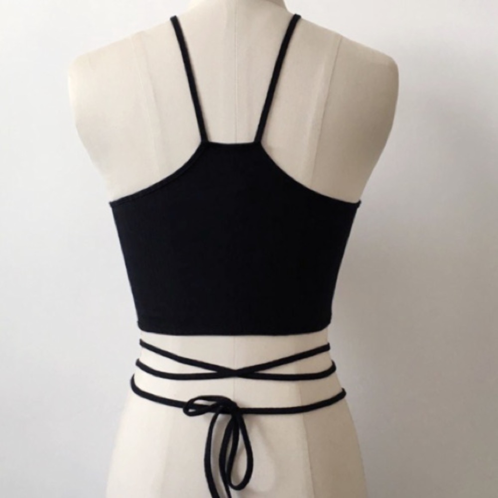 L A S T 1Black Sexy Flower Embroidery Crop Top - Picture 4 of 7