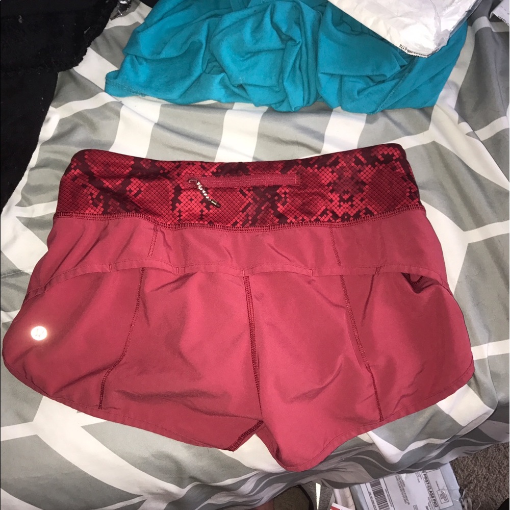 lululemon speed shorts 2