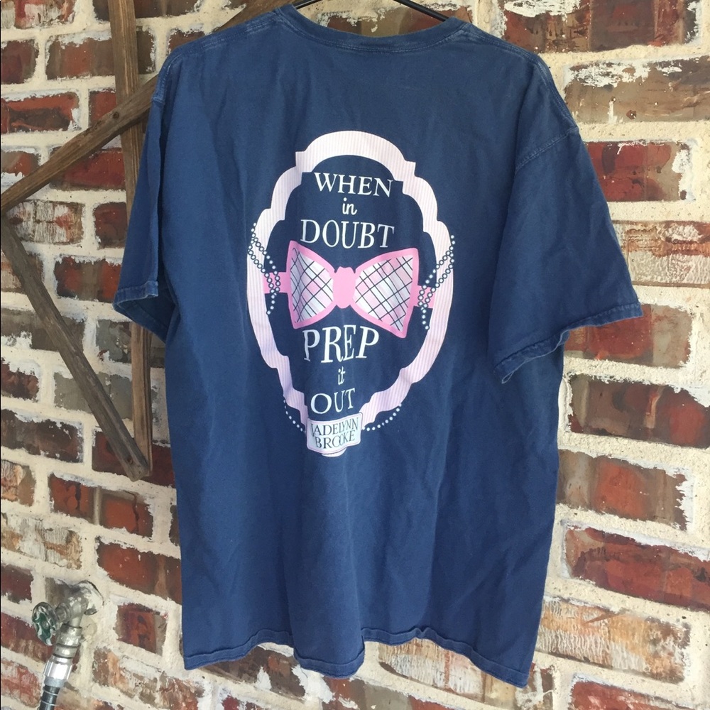 I never wear this shirt anymore - Picture 2 of 2