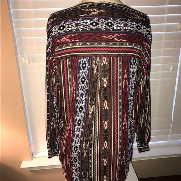 Burgundy tribal print lace up long sleeve top. - Picture 4 of 4