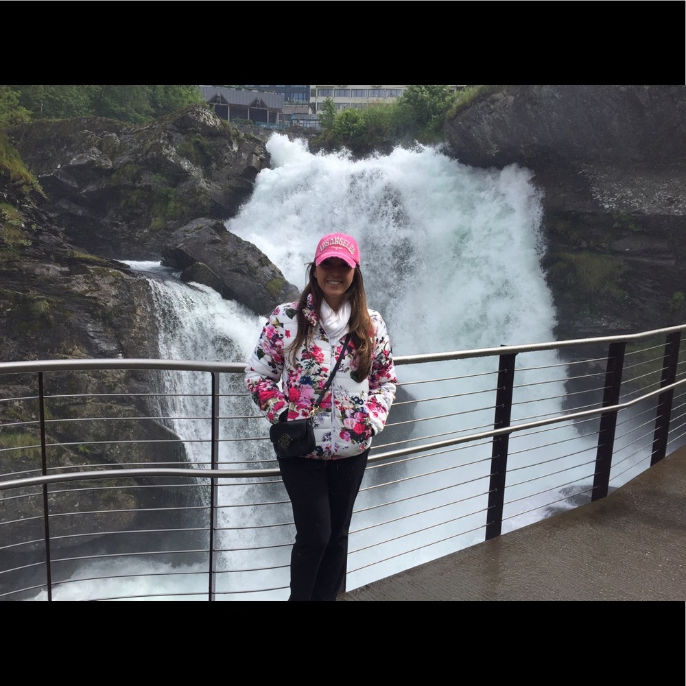 Meet your Posher, Jamie