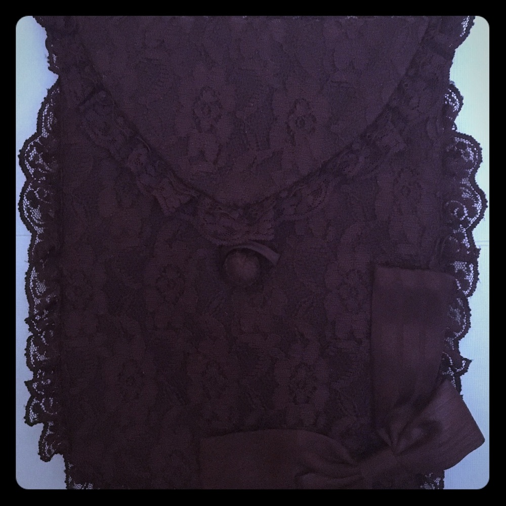 Black lace clutch with bow