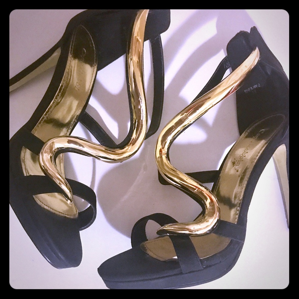 Shoes - Picture 2 of 2