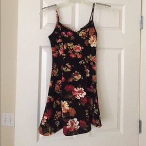 Floral forever 21 dress Large