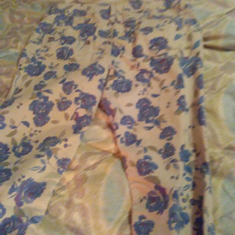 Ladies light weight jeans