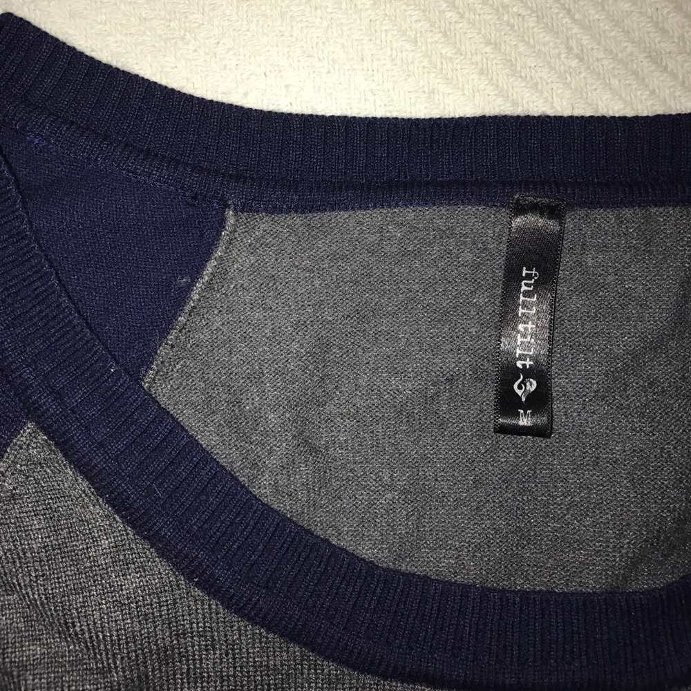 Sweater - Picture 2 of 3
