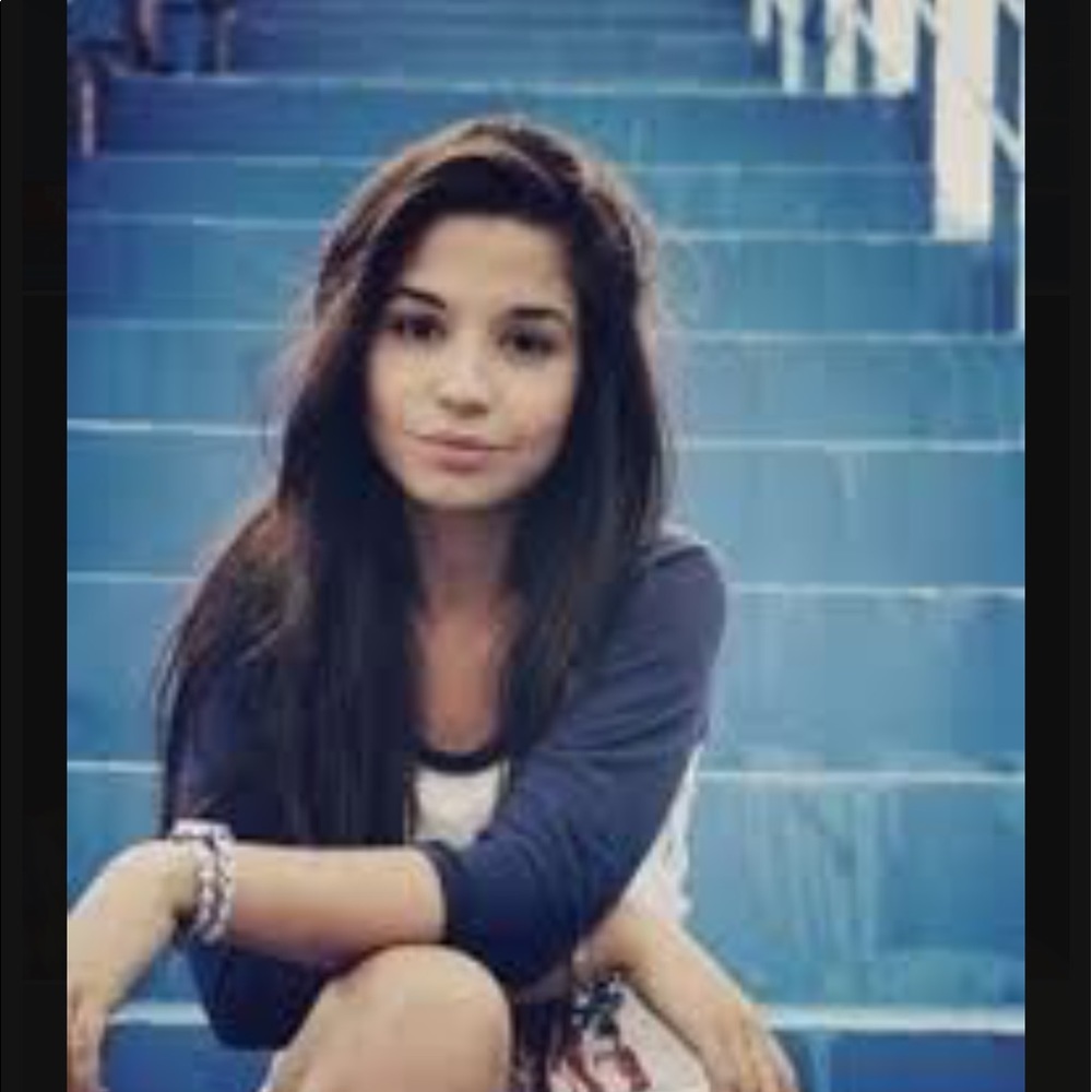 Meet your Posher, Taylor