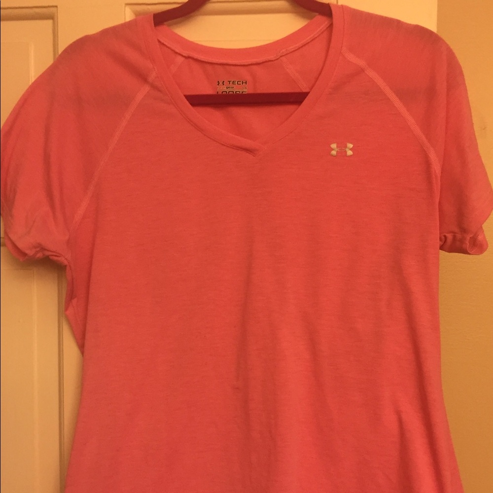 Under Armour loose fit tshirt.
