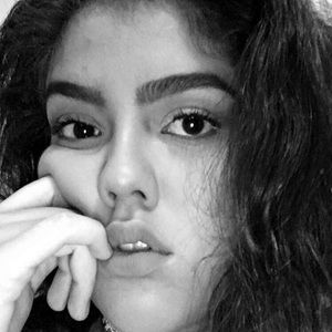 Meet your Posher, Gabriela