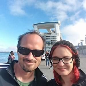 Meet your Posher, Joelle