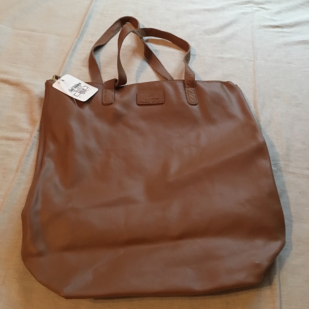 "Clothes it all" leather tote
