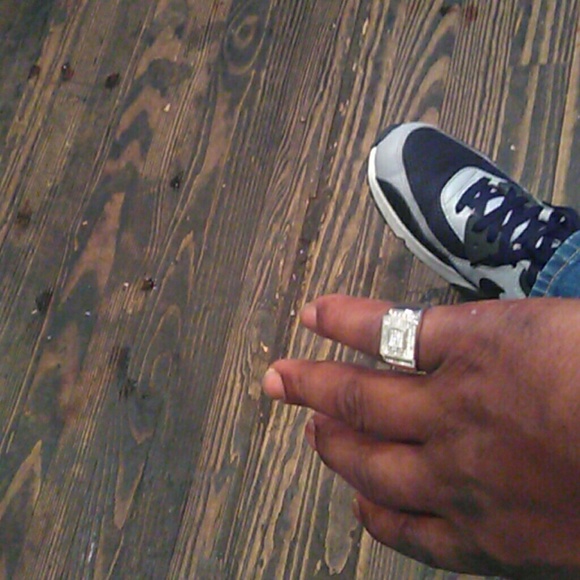 Meet your Posher, Rahim - Picture 3 of 4