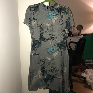 Rdalamal midi dress with flutter sleeves