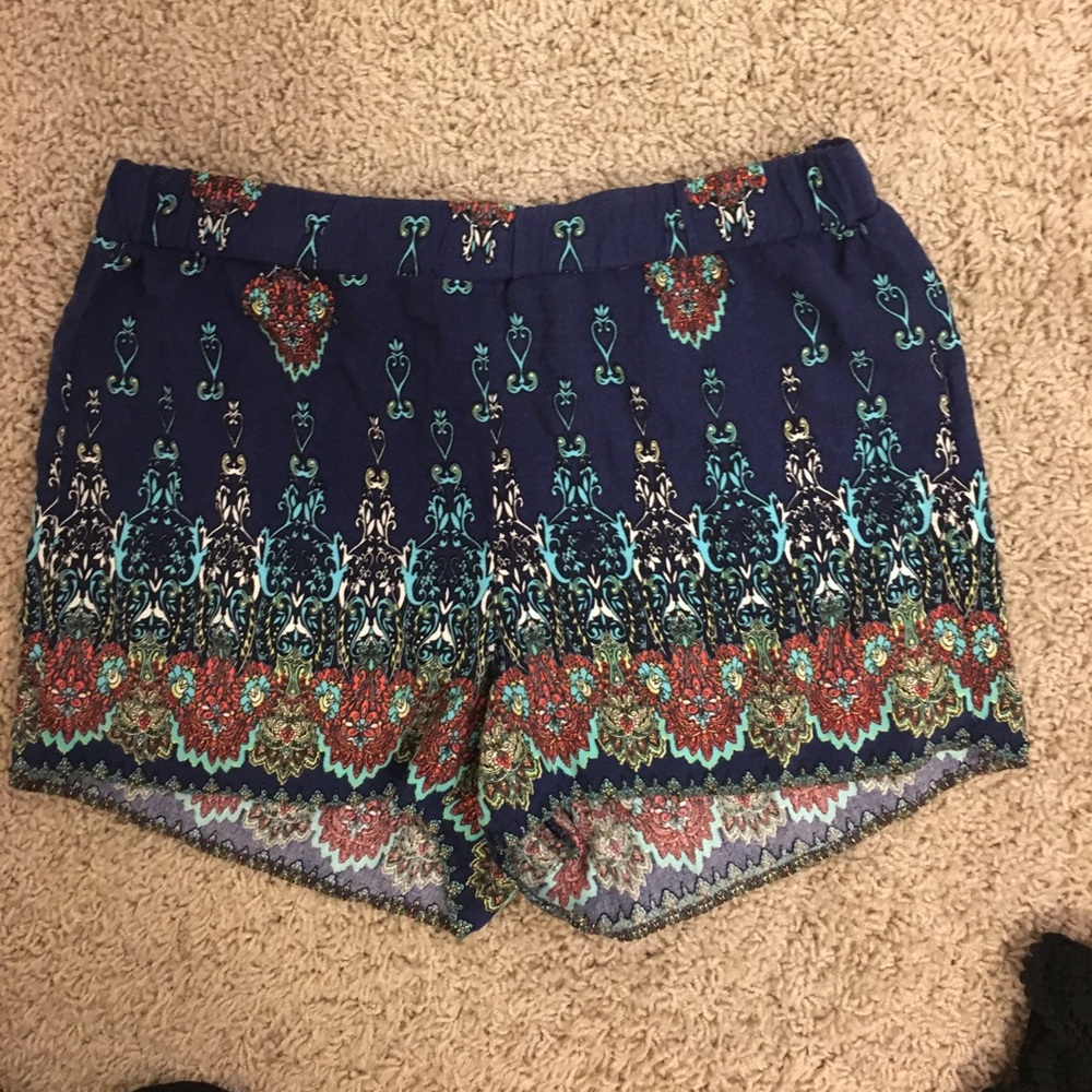 Flowy shorts