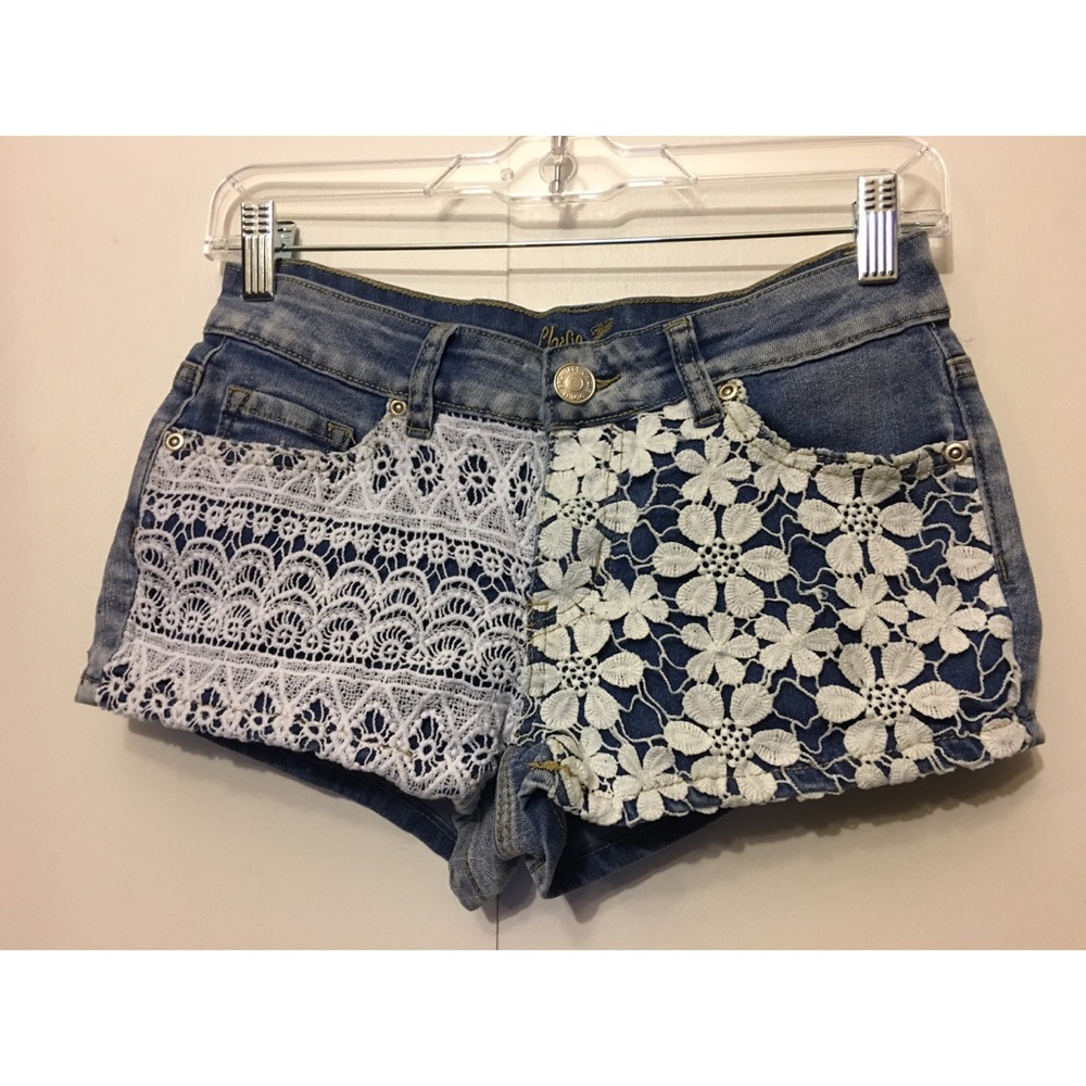 Women's Lace Denim Shorts