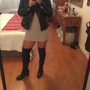 BEAUTIFUL, COMFORTABLE, DOPE Over-the-knee boots!!