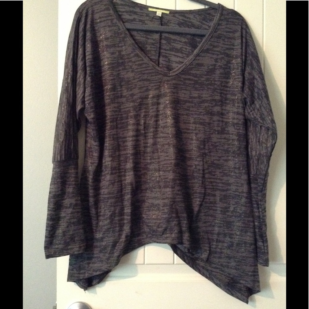 Cool Handkerchief Hem Black Top