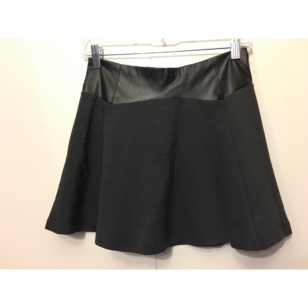 Love Culture Black Skater Skirt NWOT