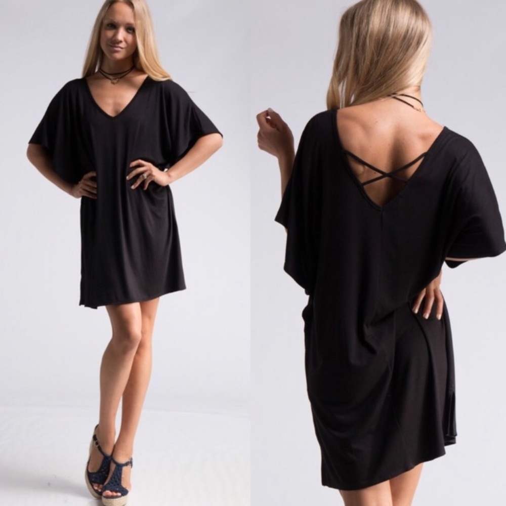 🔥SALE 🔥Black X strappy dress ❤️