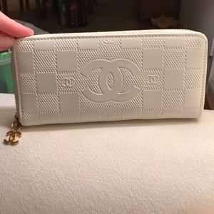 White wallet