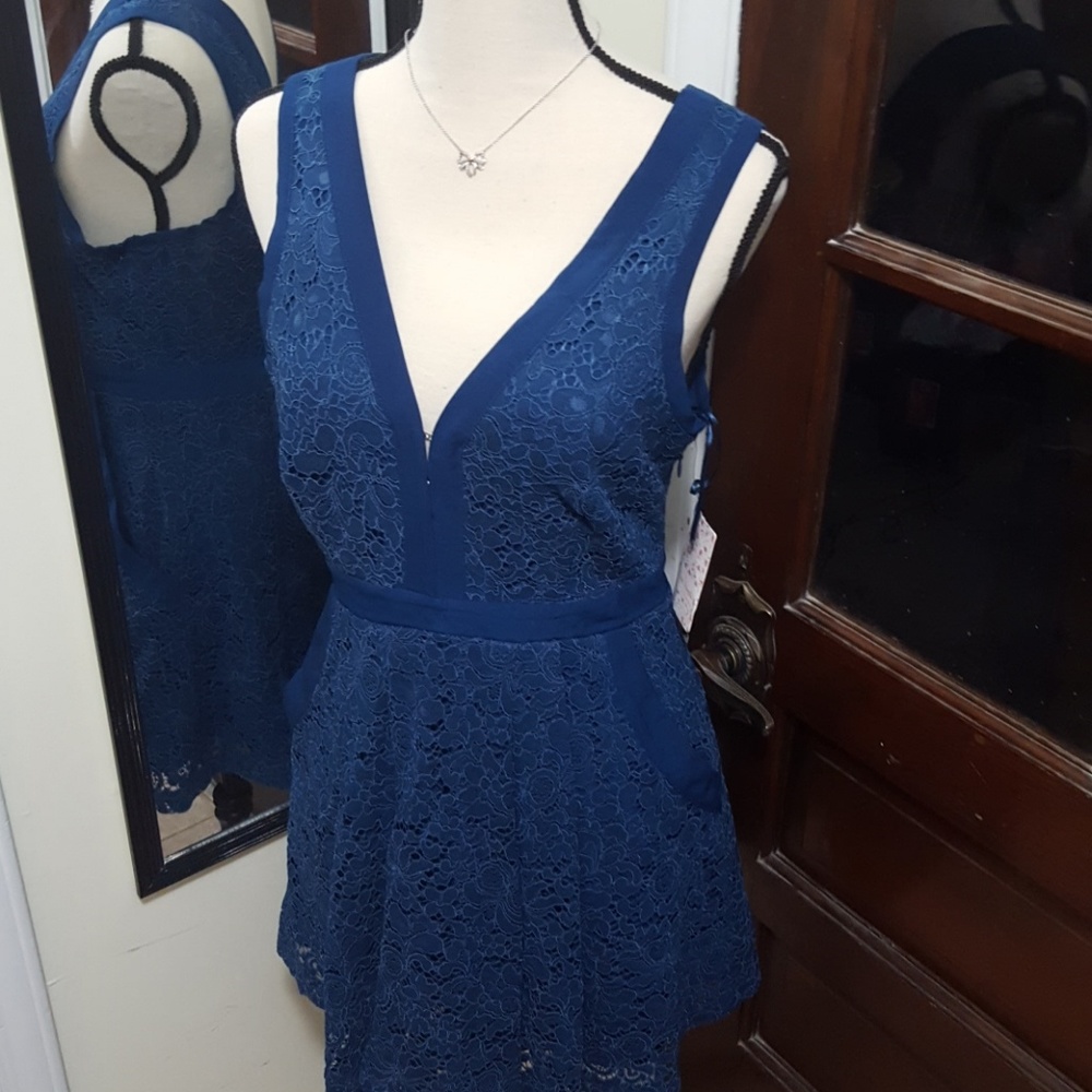 SOLD beautiful Cut-Out  Lace Dress NWT!