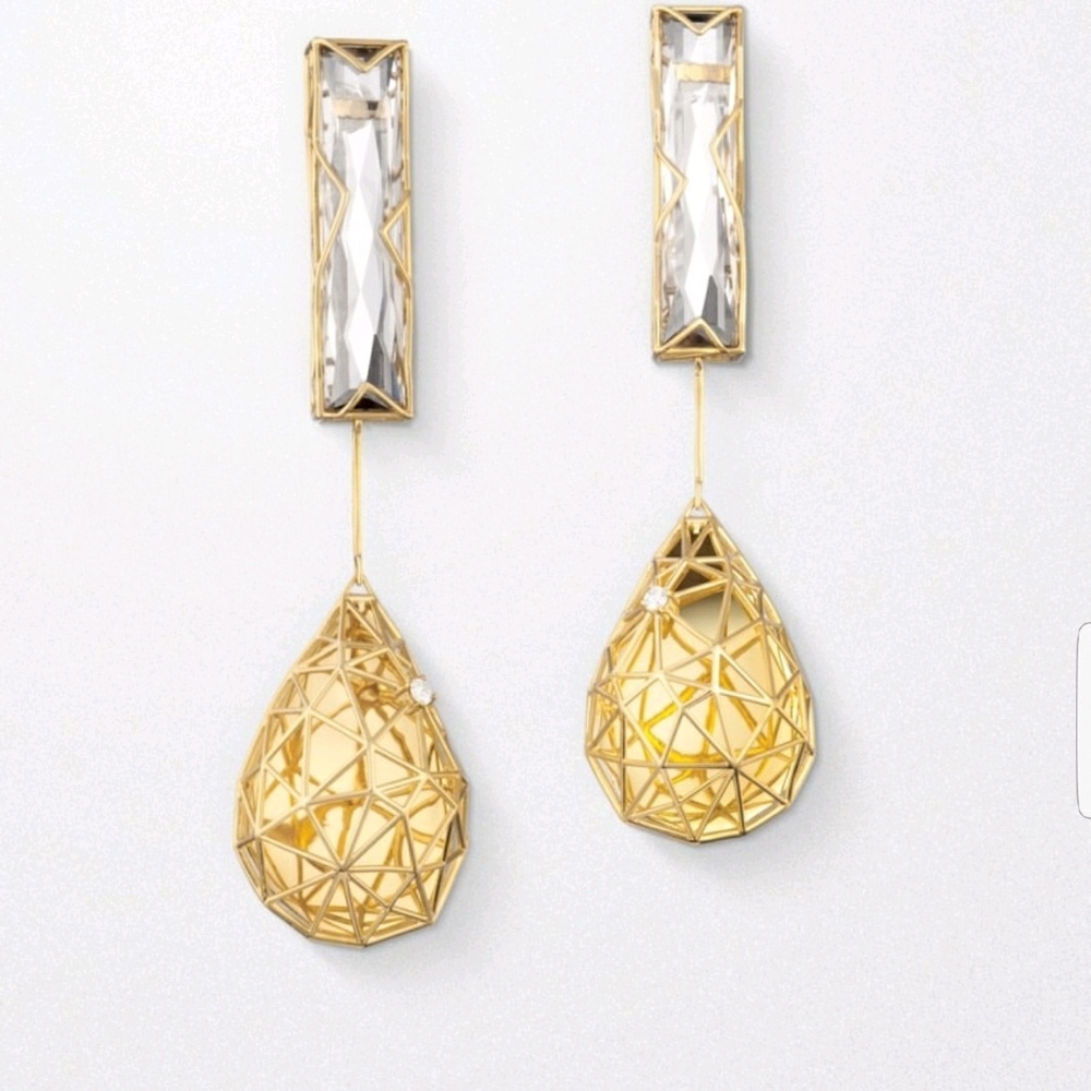 Meet your Posher, Regi