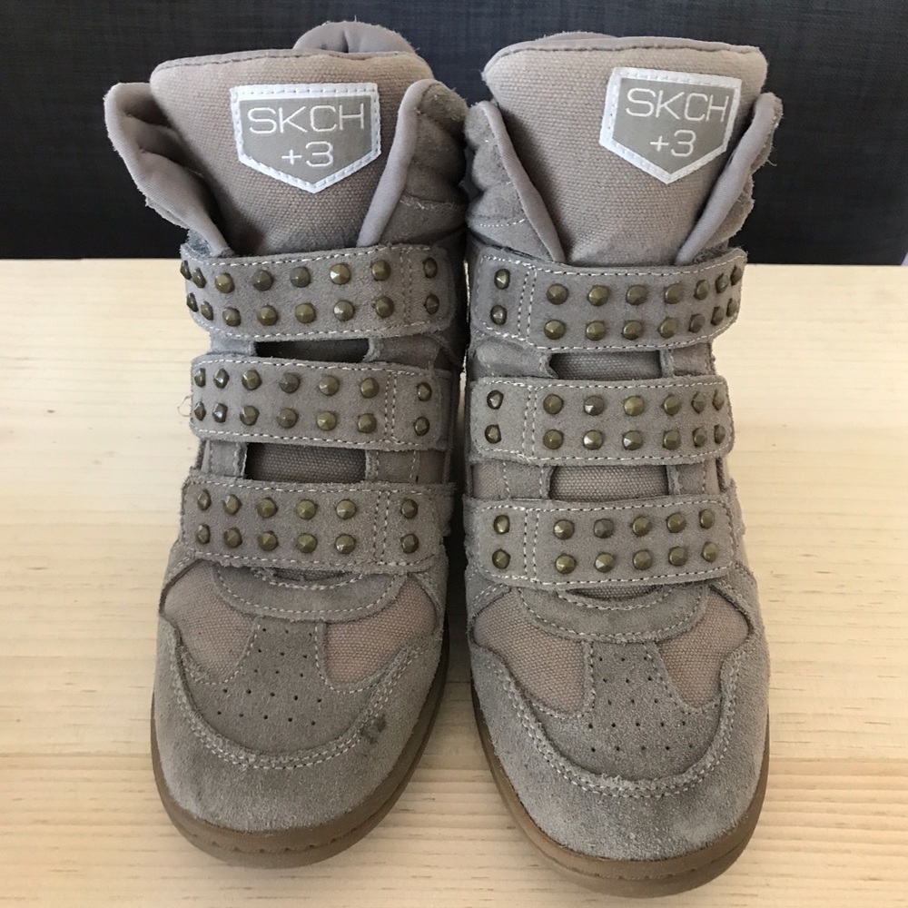 Sktch by Skechers Gray Wedge Sneakers - size 6