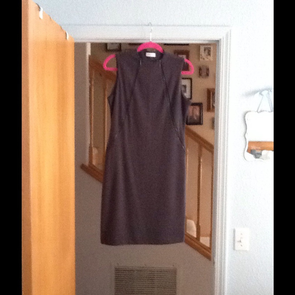 Gray sheath zippered dress, great for the office.