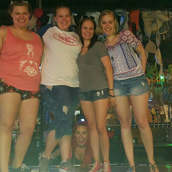 Meet your Posher, Tosha - Picture 1 of 1