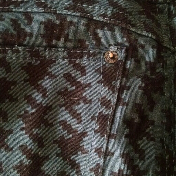 Candie's' Teal Houndstooth Skinny Jeans - Picture 5 of 5