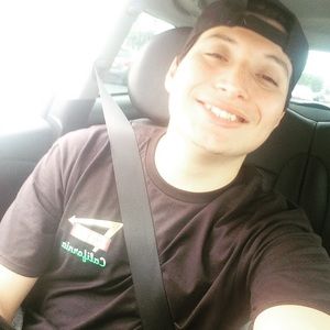 Meet your Posher, Noe