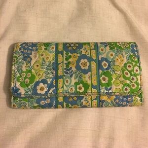 ⭐️ Vera Bradley wallet