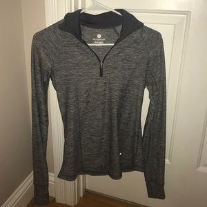 Women's XS old navy pullover