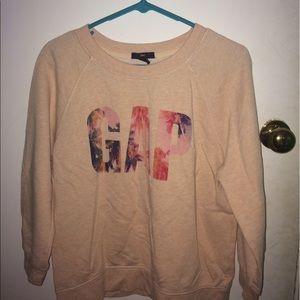 GAP sweatshirt