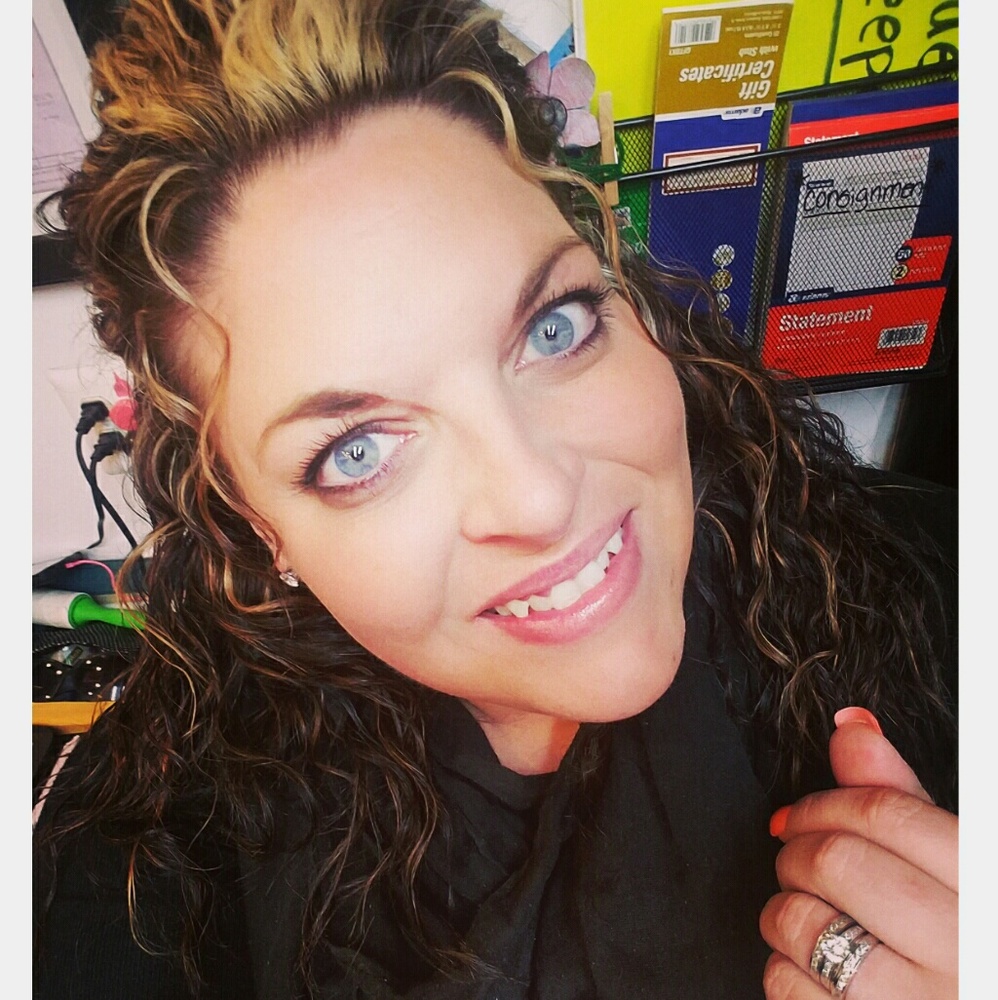 Hello ❤😘💋I'm a Posh Ambassador❤😘💋