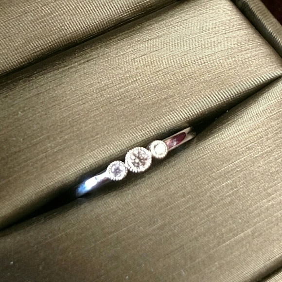 SOLD!!!!!!! - Picture 2 of 5